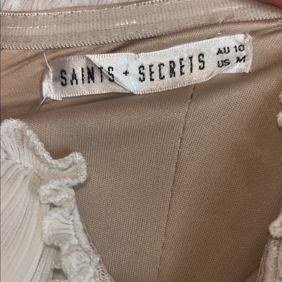 Elegant White Ruffle Mini Dress - Picture 2 of 4